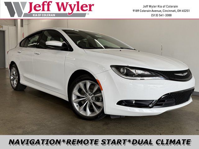2015 Chrysler 200 S