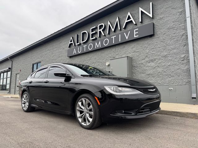 2015 Chrysler 200 S