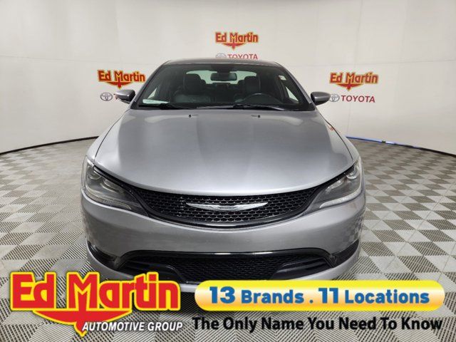 2015 Chrysler 200 S