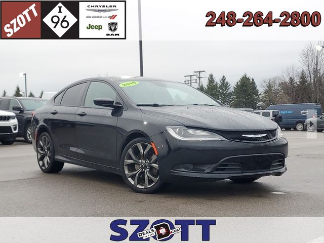 2015 Chrysler 200 S