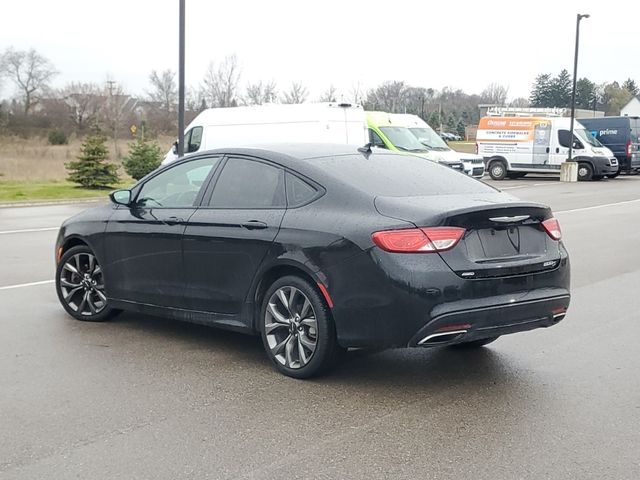 2015 Chrysler 200 S