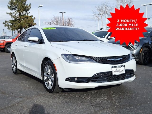 2015 Chrysler 200 S