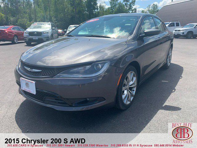 2015 Chrysler 200 S