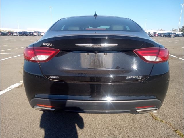 2015 Chrysler 200 S