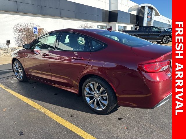 2015 Chrysler 200 S