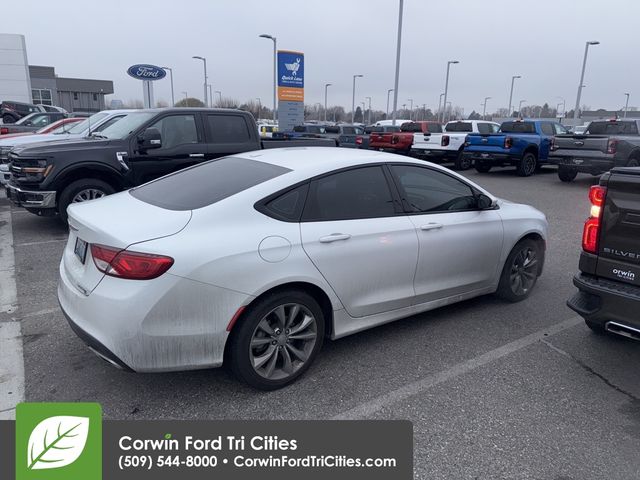 2015 Chrysler 200 S