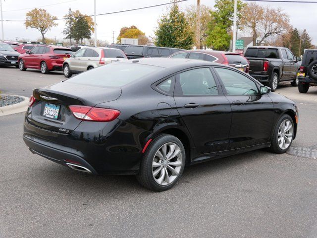 2015 Chrysler 200 S