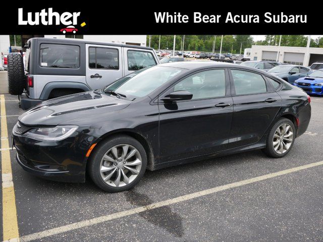 2015 Chrysler 200 S