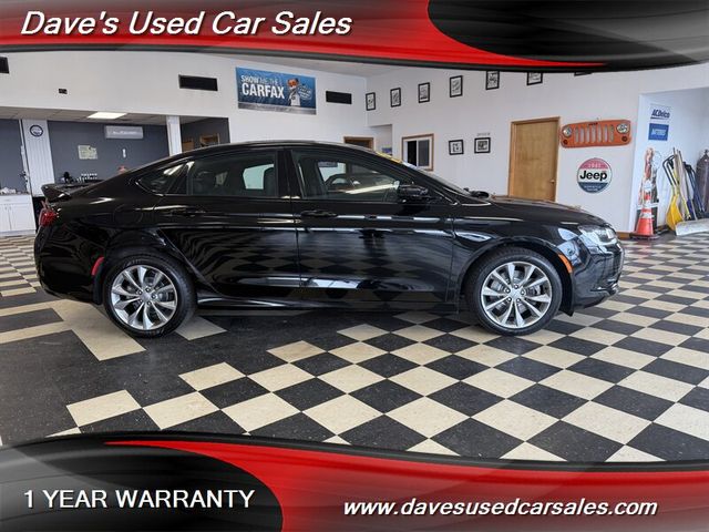 2015 Chrysler 200 S