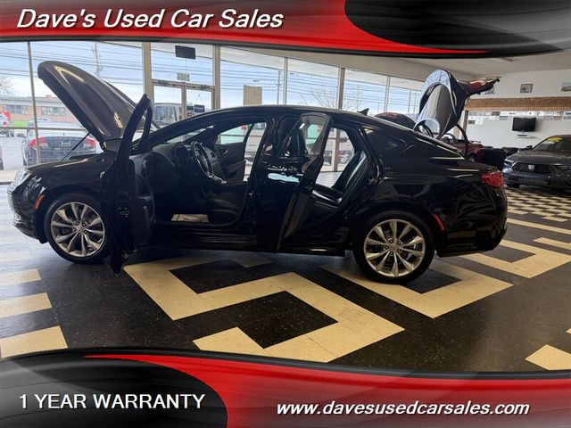 2015 Chrysler 200 S