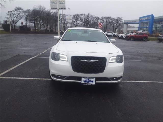 2015 Chrysler 300 300S