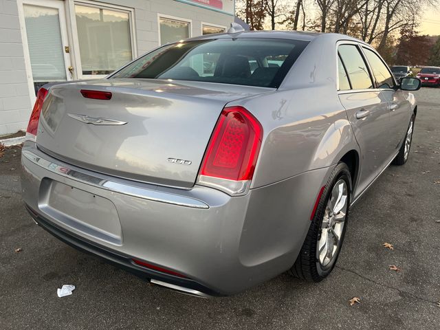 2015 Chrysler 300 Limited