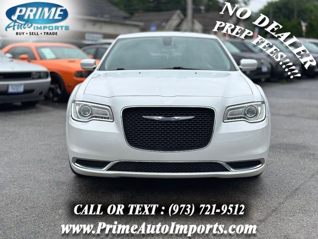 2015 Chrysler 300 Limited