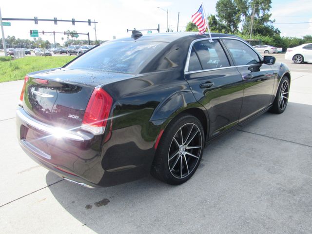 2015 Chrysler 300 Limited