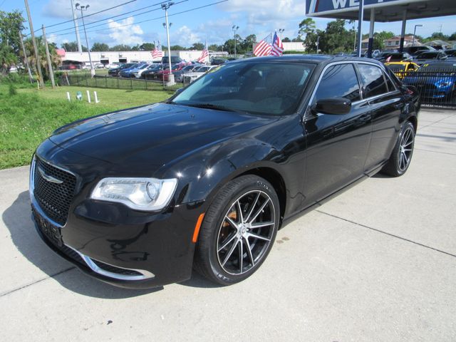 2015 Chrysler 300 Limited