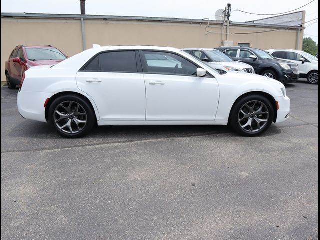 2015 Chrysler 300 300S