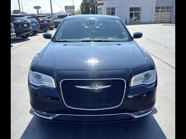 2015 Chrysler 300 Limited