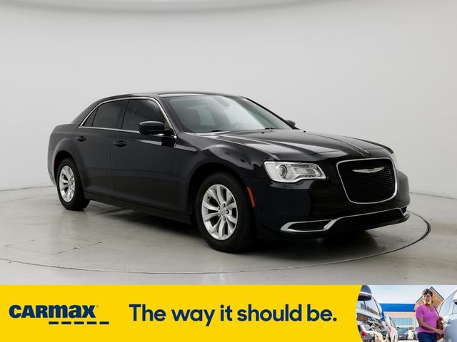 2015 Chrysler 300 Limited