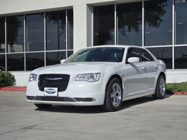 2015 Chrysler 300 Limited