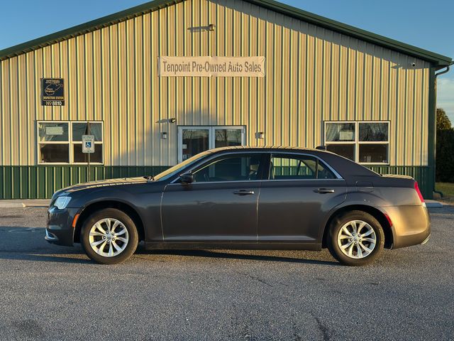 2015 Chrysler 300 Limited