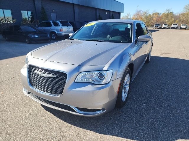 2015 Chrysler 300 Limited