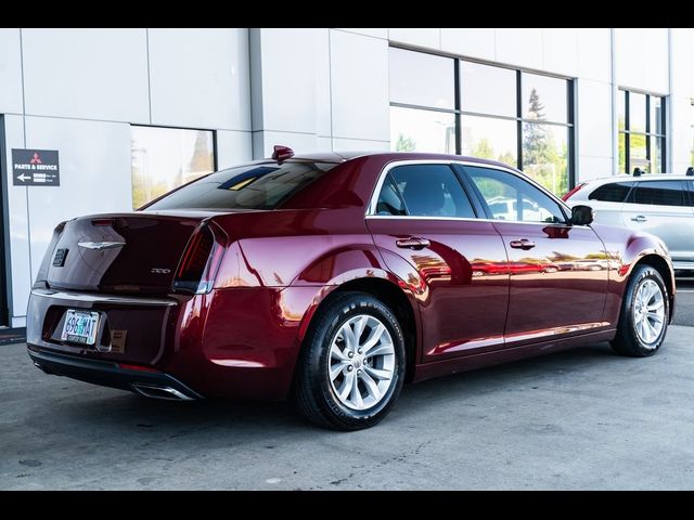 2015 Chrysler 300 Limited