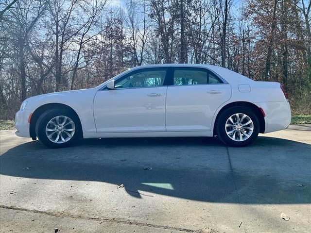 2015 Chrysler 300 Limited