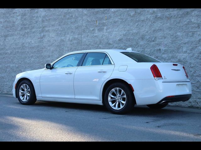 2015 Chrysler 300 Limited