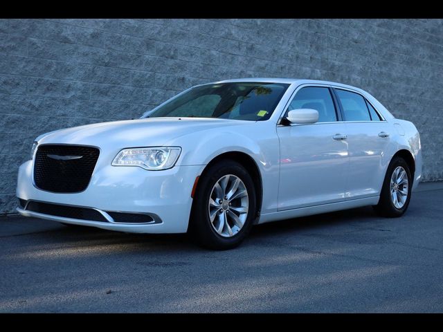 2015 Chrysler 300 Limited