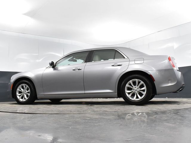 2015 Chrysler 300 Limited