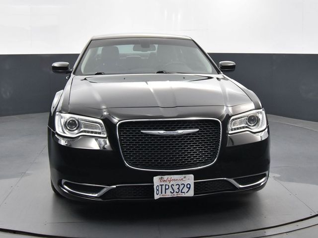 2015 Chrysler 300 Limited