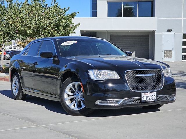 2015 Chrysler 300 Limited