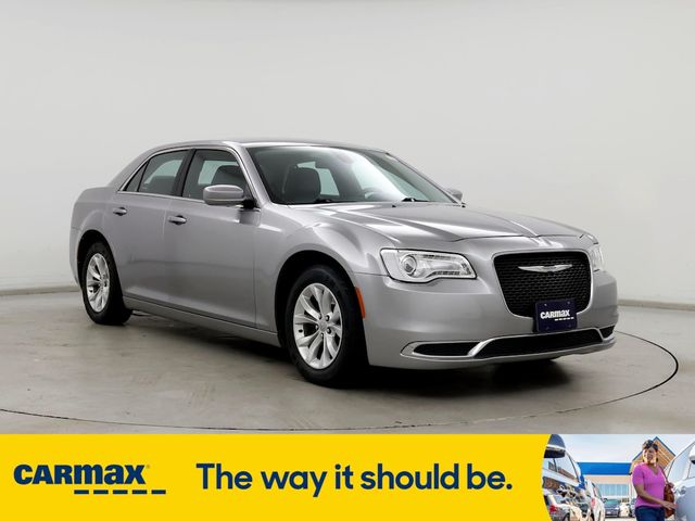 2015 Chrysler 300 Limited