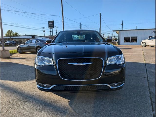 2015 Chrysler 300 Limited