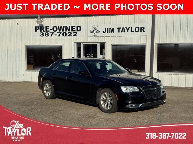 2015 Chrysler 300 Limited