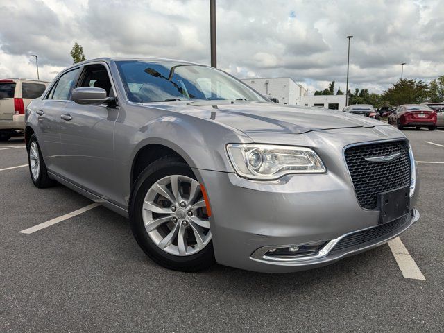 2015 Chrysler 300 Limited