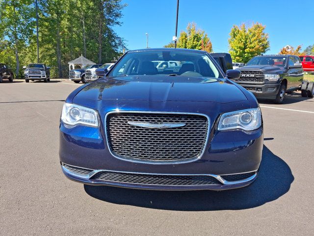 2015 Chrysler 300 Limited