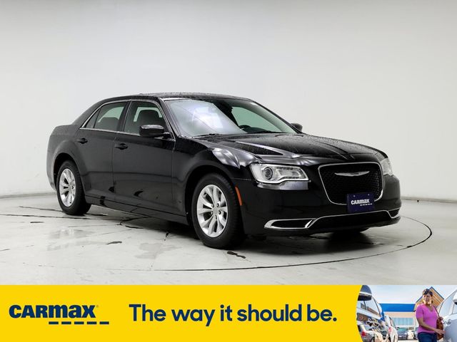 2015 Chrysler 300 Limited