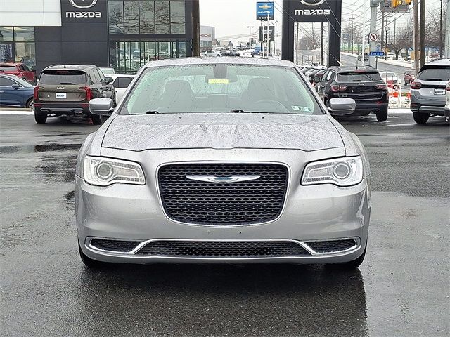 2015 Chrysler 300 Limited