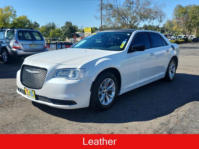 2015 Chrysler 300 Limited