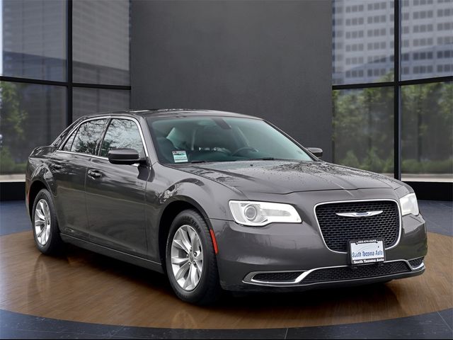 2015 Chrysler 300 Limited