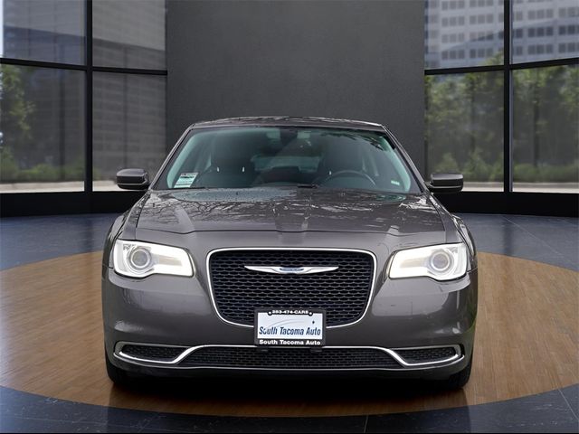 2015 Chrysler 300 Limited