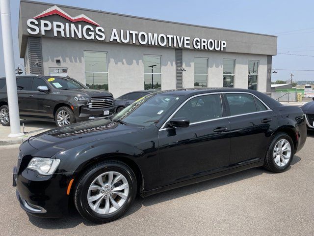 2015 Chrysler 300 Limited