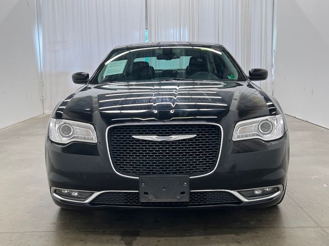 2015 Chrysler 300 Limited