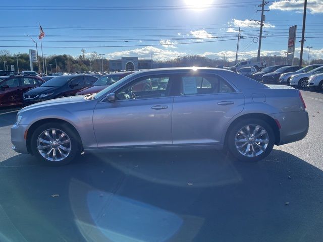 2015 Chrysler 300 Limited