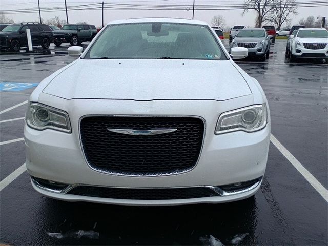 2015 Chrysler 300 Limited