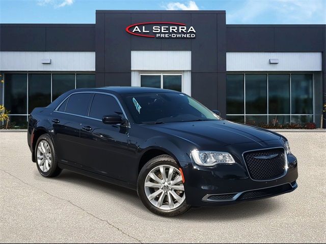 2015 Chrysler 300 Touring