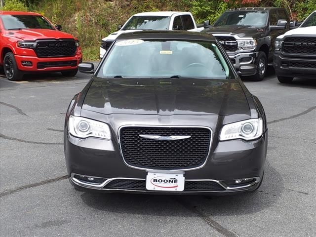 2015 Chrysler 300 Limited