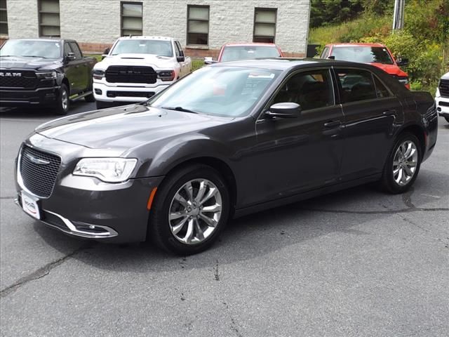 2015 Chrysler 300 Limited