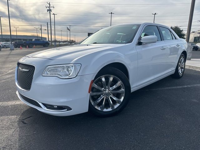 2015 Chrysler 300 Limited